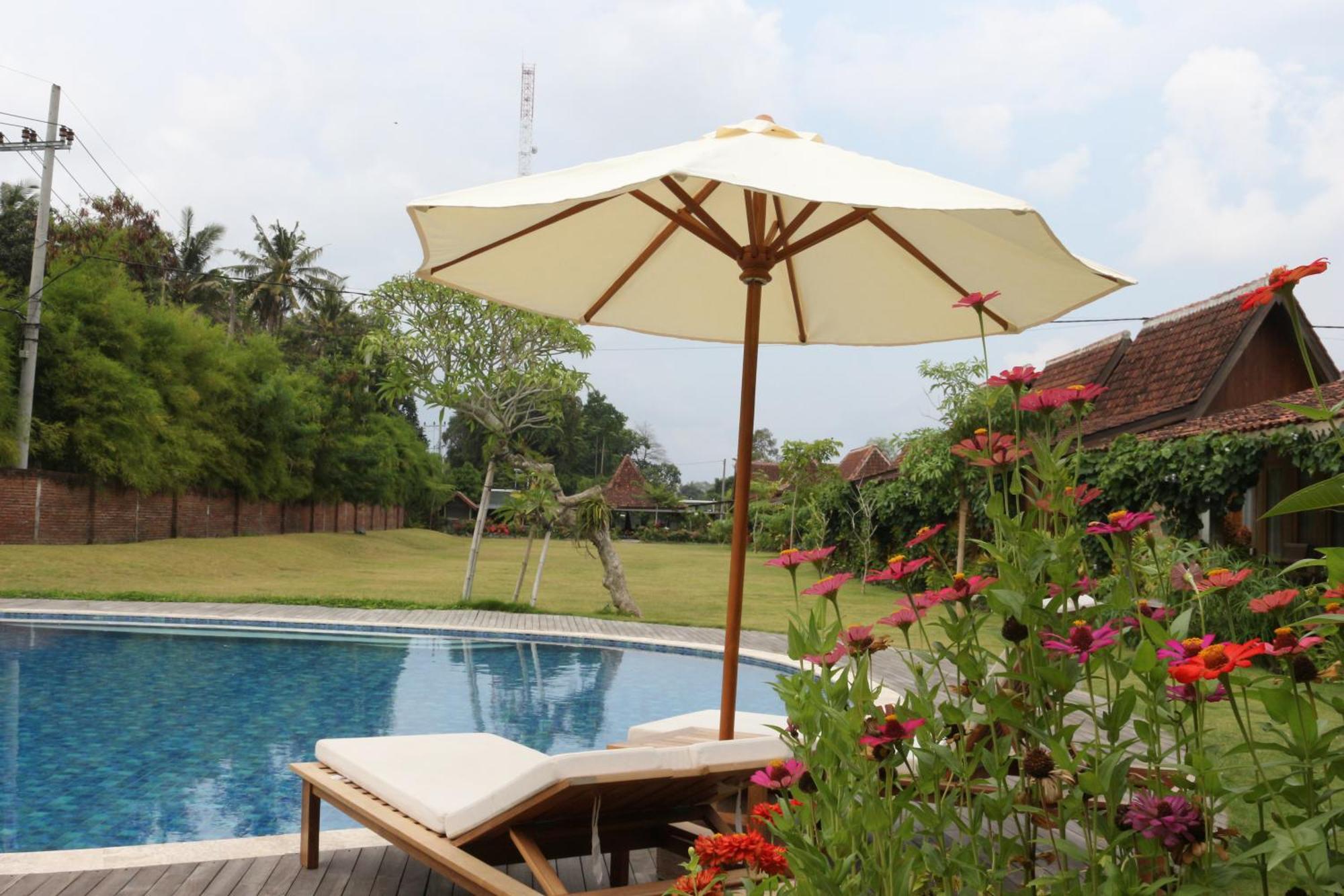 Ijen Estate Resort And Villa Баньюванги Экстерьер фото